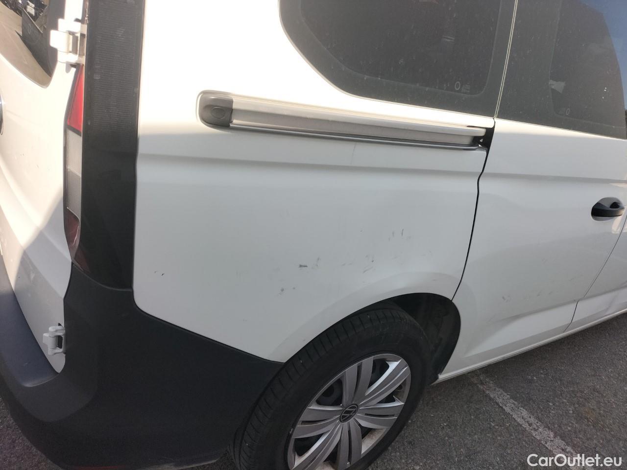  Land Rover  Discovery VOLKSWAGEN Caddy / 2020 / 4P / monovolumen Kombi 2.0 TDI 75kW (102CV) turismo #36