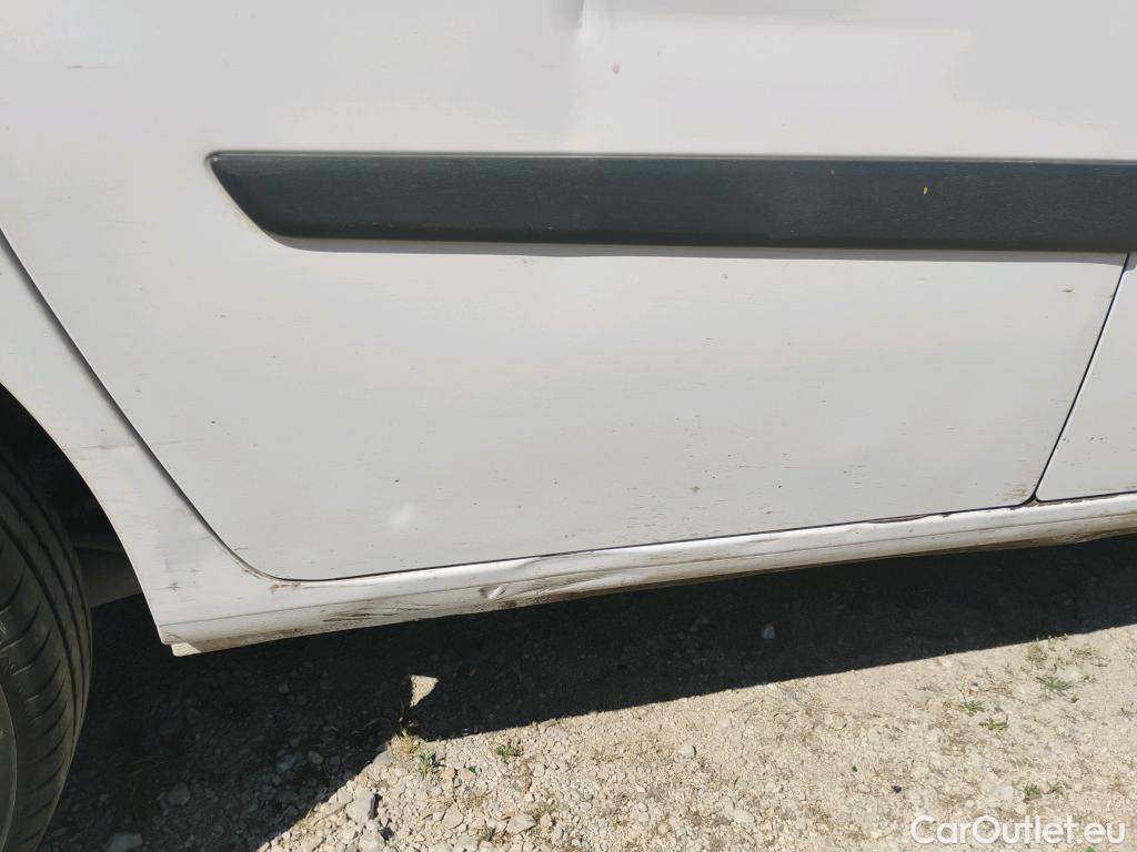  Renault  Kangoo  II Furgón Professional 1.5 dCi 90CV MT5 E5 #56