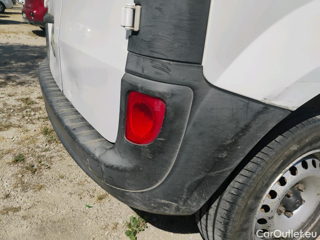  Renault  Kangoo  II Furgón Professional 1.5 dCi 90CV MT5 E5 #96