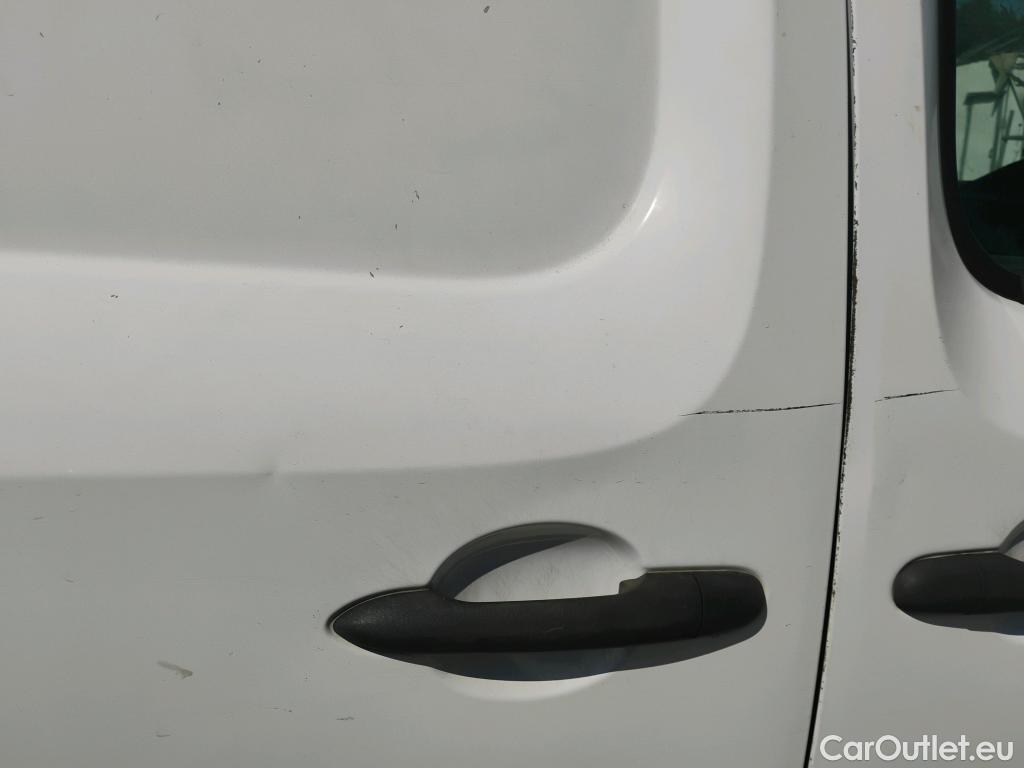  Renault  Kangoo  II Furgón Professional 1.5 dCi 90CV MT5 E5 #35