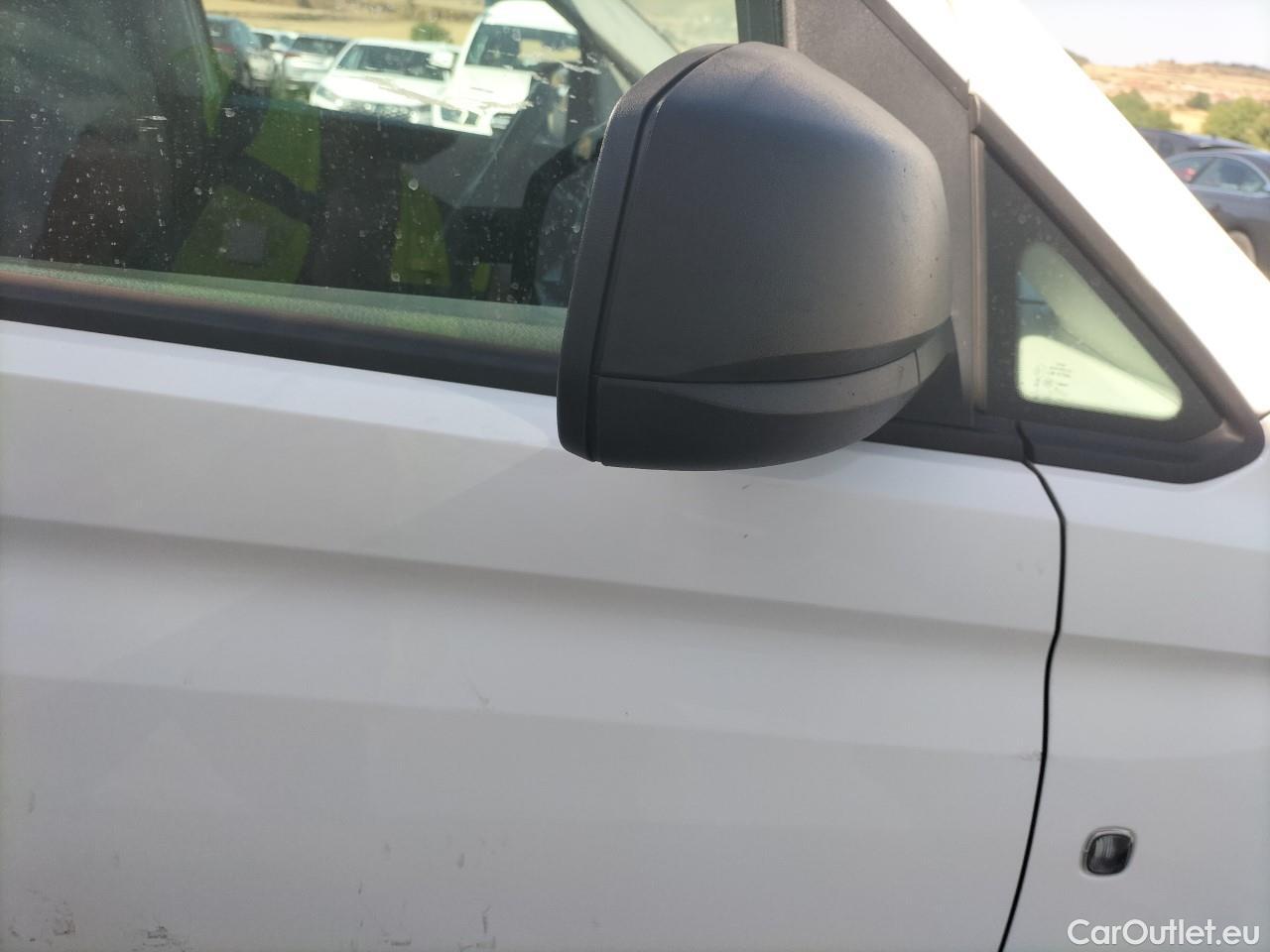  Land Rover  Discovery VOLKSWAGEN Caddy / 2020 / 4P / monovolumen Kombi 2.0 TDI 75kW (102CV) turismo #49