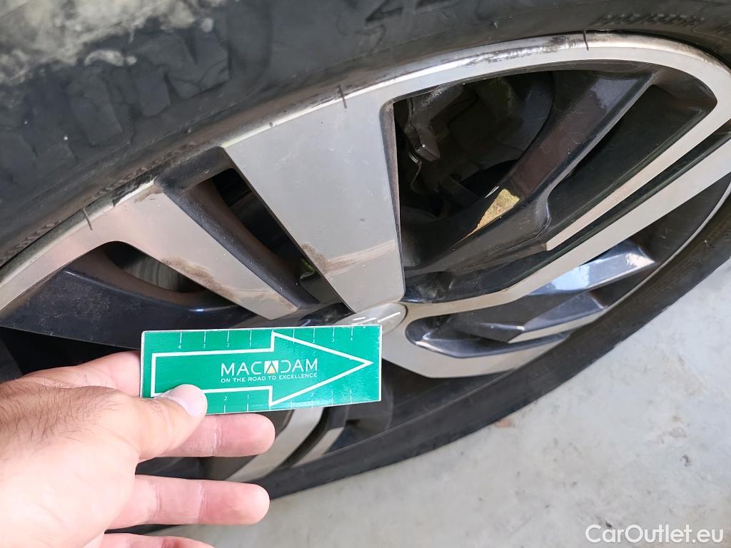  Peugeot  3008  Allure 1.5 HDi 130CV MT6 E6dT #29