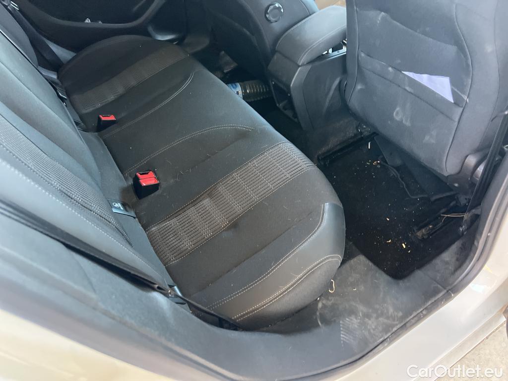  Peugeot  308  Allure 1.2 PureTech 130CV MT6 E6 #20