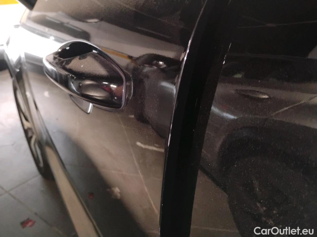  Volvo  XC 40 VOLVO XC40 / 2017 / 5P / todoterreno 1.5 T4 Twin Recharge Inscription Ex Auto #4