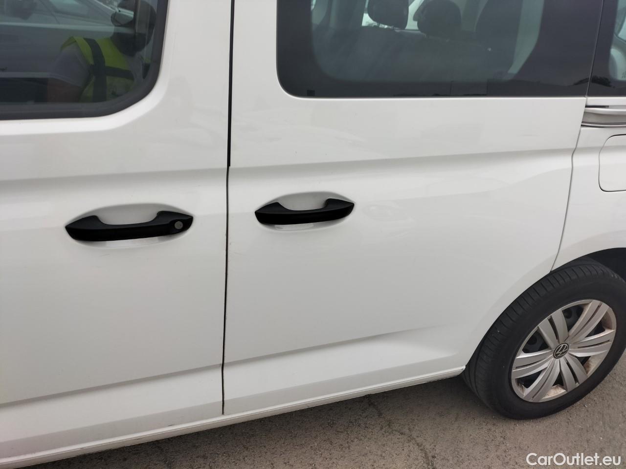  Land Rover  Discovery VOLKSWAGEN Caddy Kombi 2.0 TDI 75kW (102CV) (CX) #48