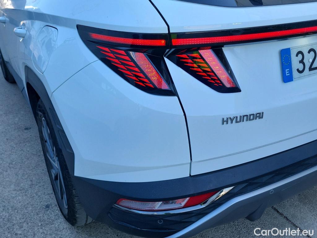  Land Rover  Discovery HYUNDAI Tucson / 2020 / 5P / todoterreno 1.6 CRDI 100kW 48V Tecno DCT 4x4 2C #17