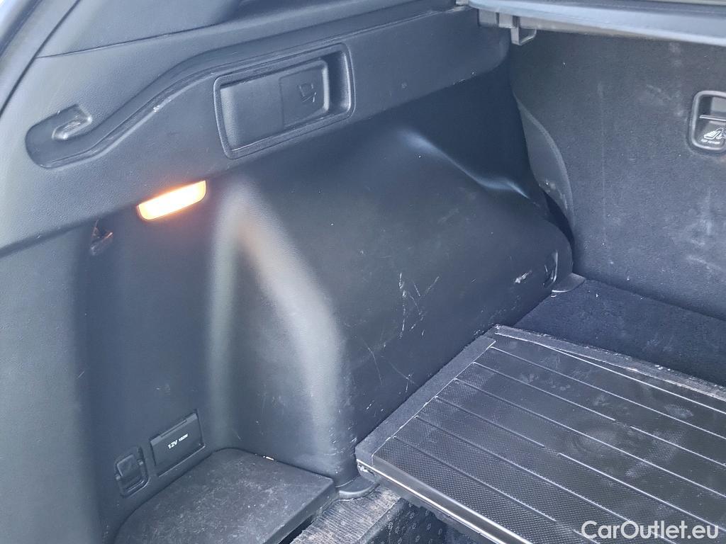  Land Rover  Discovery HYUNDAI Tucson / 2020 / 5P / todoterreno 1.6 CRDI 100kW 48V Tecno DCT 4x4 2C #7