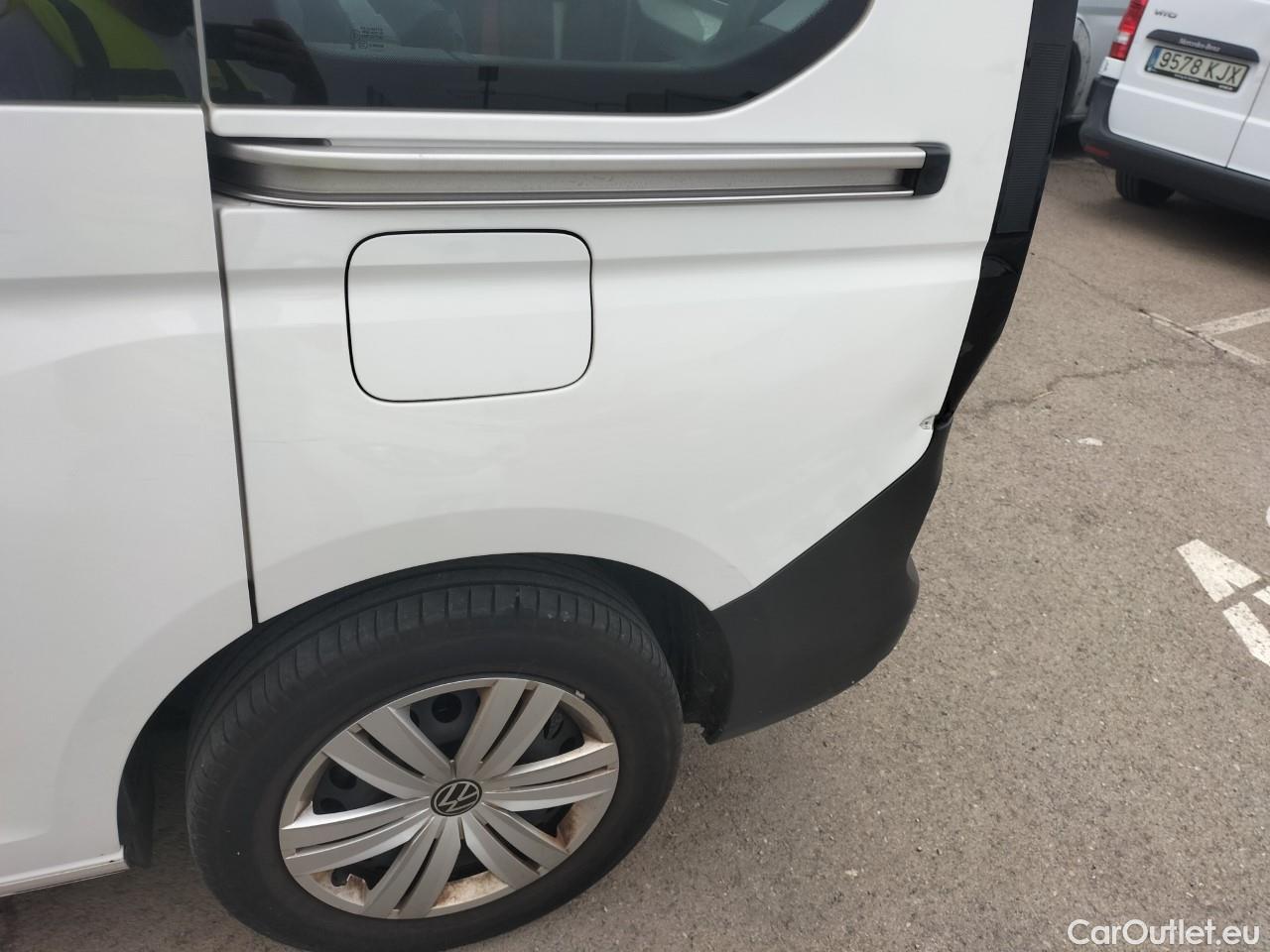  Land Rover  Discovery VOLKSWAGEN Caddy Kombi 2.0 TDI 75kW (102CV) (CX) #25