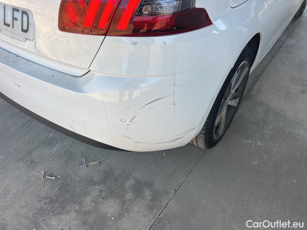  Peugeot  308  Allure 1.2 PureTech 130CV MT6 E6 #29