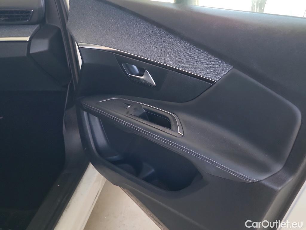  Peugeot  3008  Allure 1.5 HDi 130CV MT6 E6dT #32