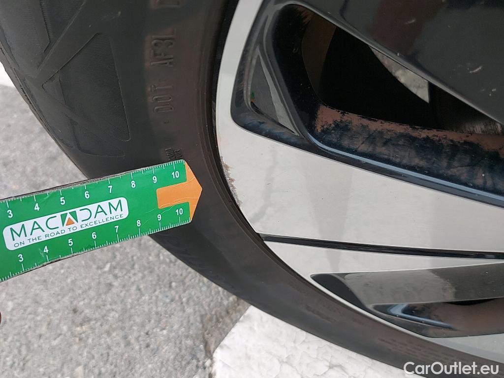 Volvo  XC 40 XC40 R Design Expression Recharge Plug-In Hybrid 2WD 1.5 T5 260CV AT7 E6d #6