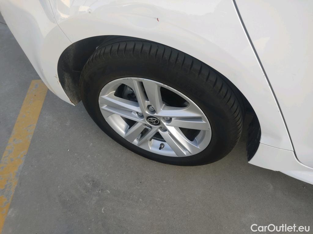  Toyota  Corolla TOYOTA  1.8 125H ACTIVE TECH E-CVT #16