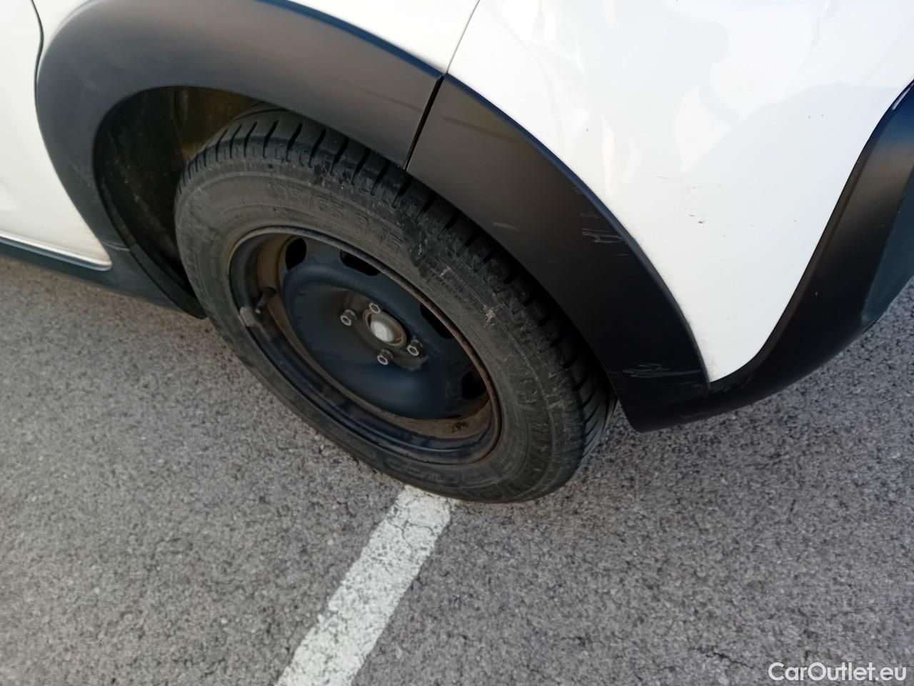  Citroen  C3 CITROEN  / 2016 / 5P / berlina con portón BlueHDi 73KW (100CV) S&S FEEL #13