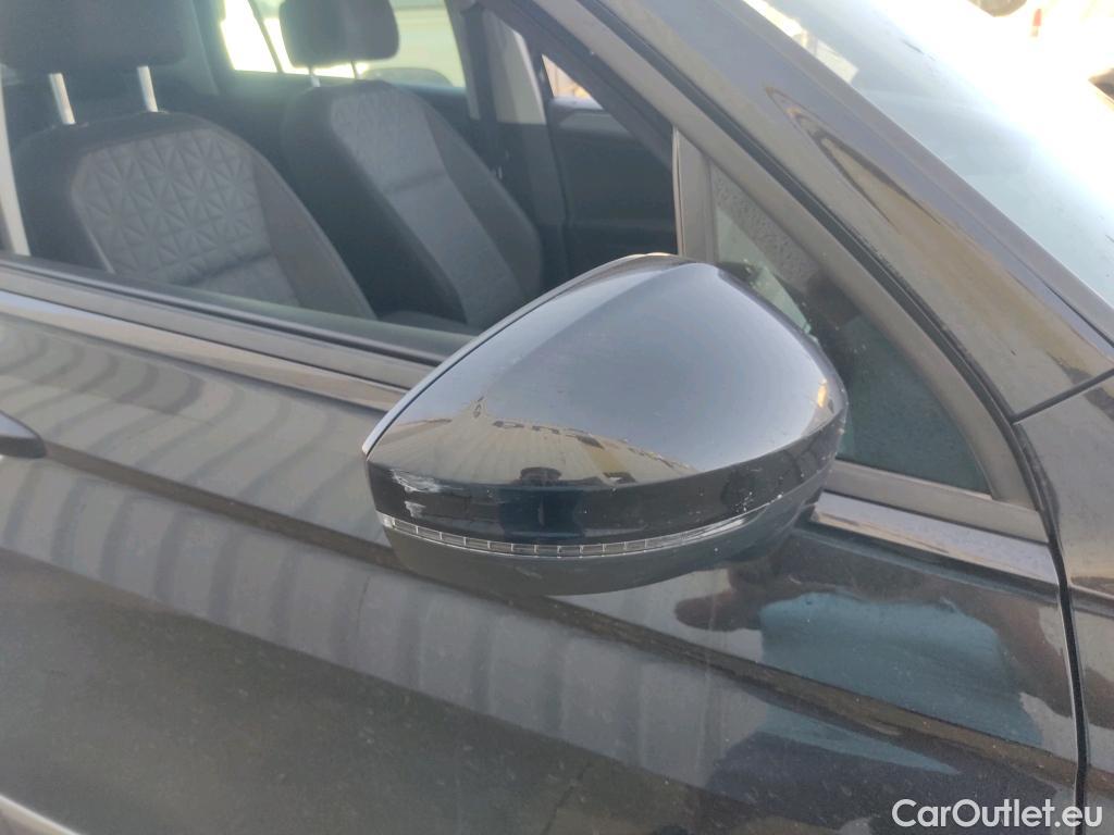  Volkswagen  Tiguan  Life 2.0 TDI 150CV AT7 E6d #34