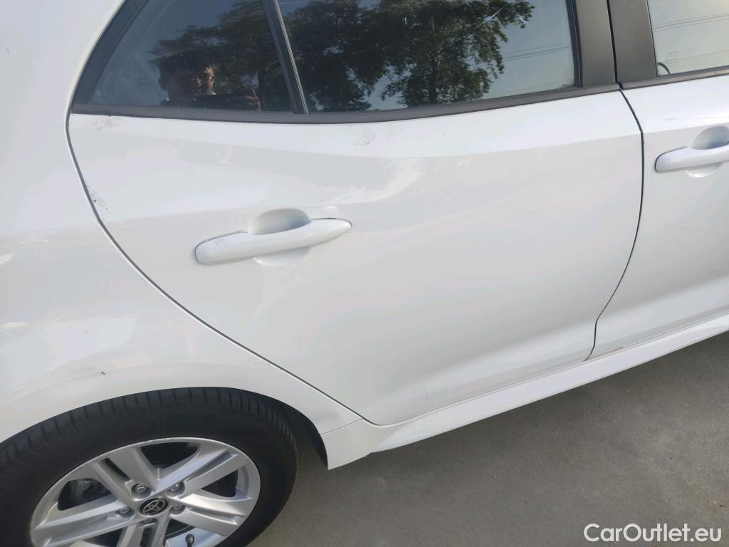  Toyota  Corolla TOYOTA  1.8 125H ACTIVE TECH E-CVT #33