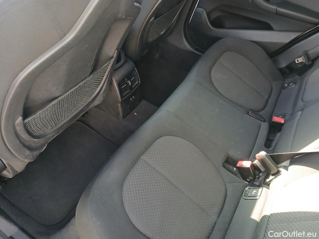  Bmw  X1 BMW  / 2019 / 5P / todoterreno sDrive16d Business #35