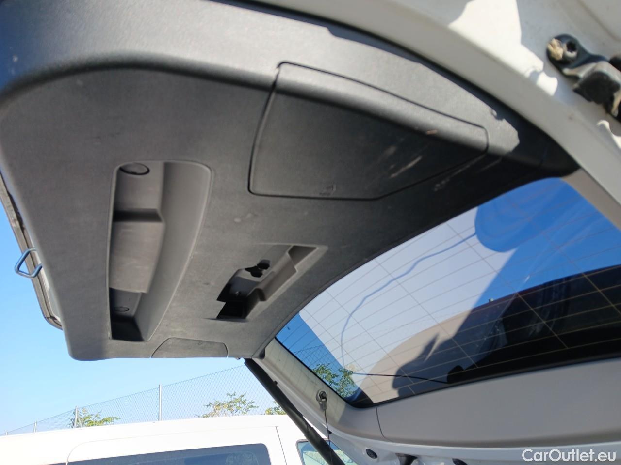  Bmw  X1 BMW  / 2019 / 5P / todoterreno sDrive16d Aut. Business #2