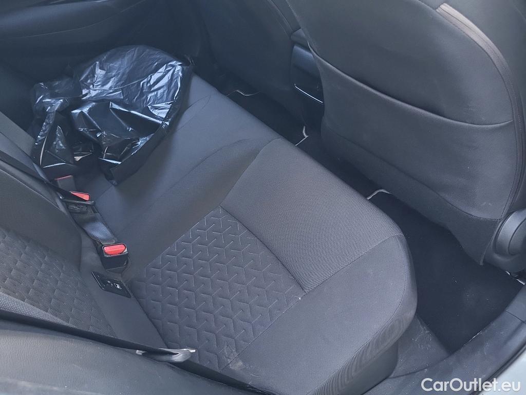  Toyota  Corolla TOYOTA  1.8 125H ACTIVE TECH E-CVT #18