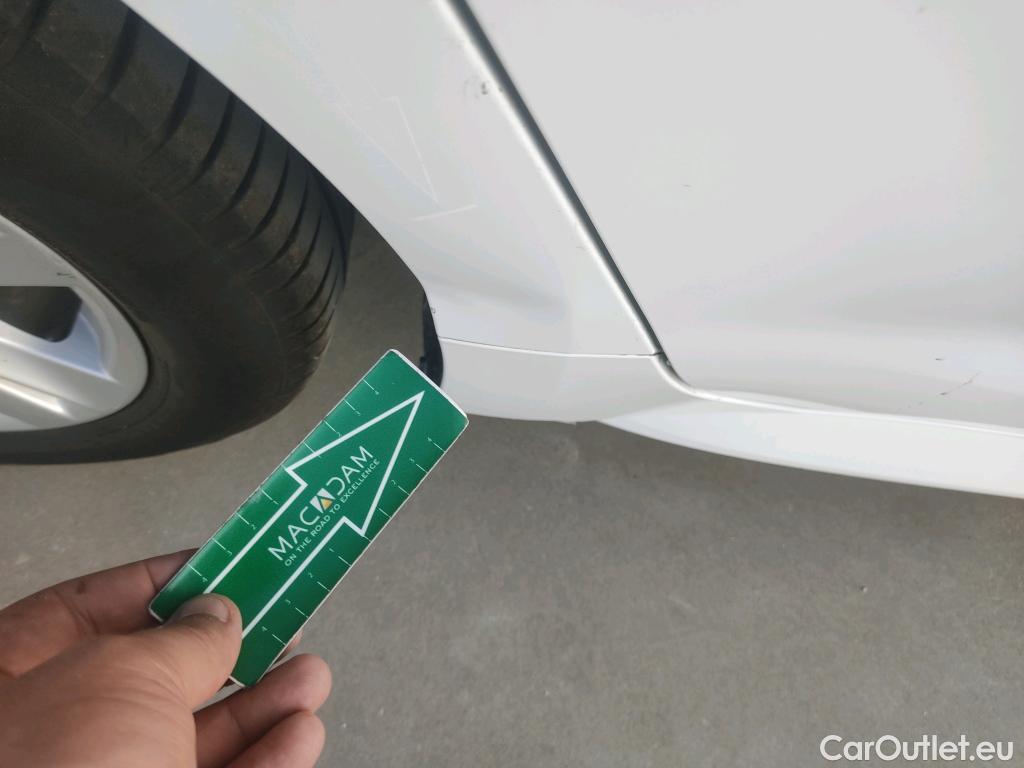  Toyota  Corolla TOYOTA  1.8 125H ACTIVE TECH E-CVT #9