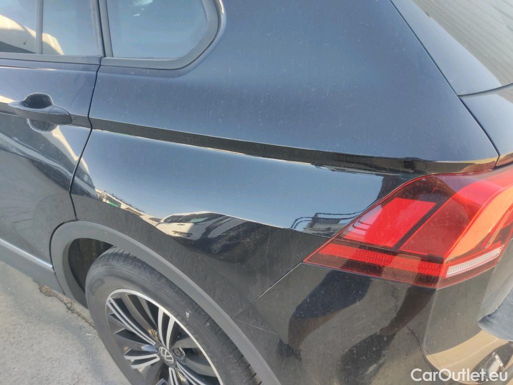  Volkswagen  Tiguan  Life 2.0 TDI 150CV AT7 E6d #38