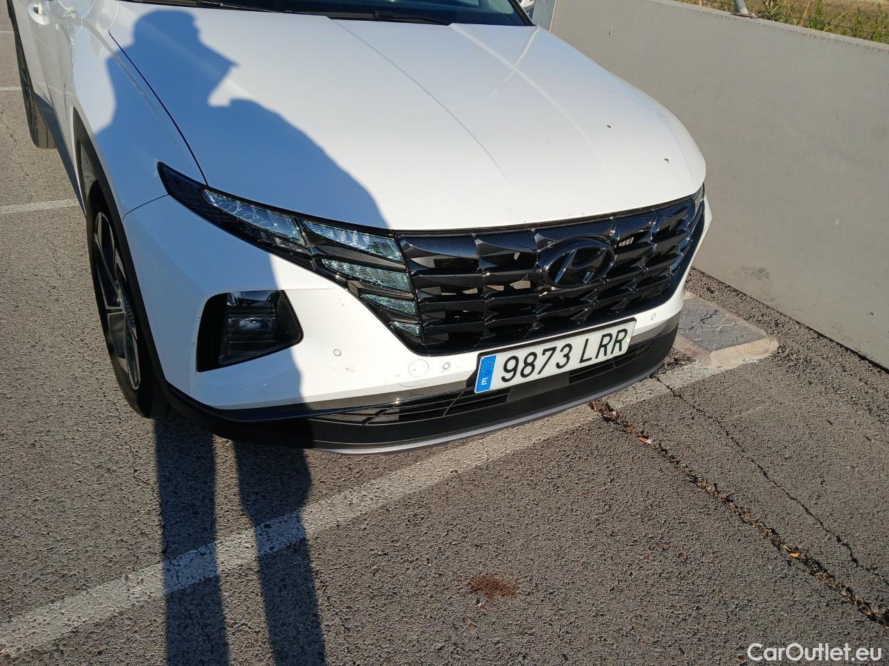  Land Rover  Discovery HYUNDAI Tucson / 2020 / 5P / todoterreno 1.6 TGDI 169kW HEV Tecno Sky Auto #8