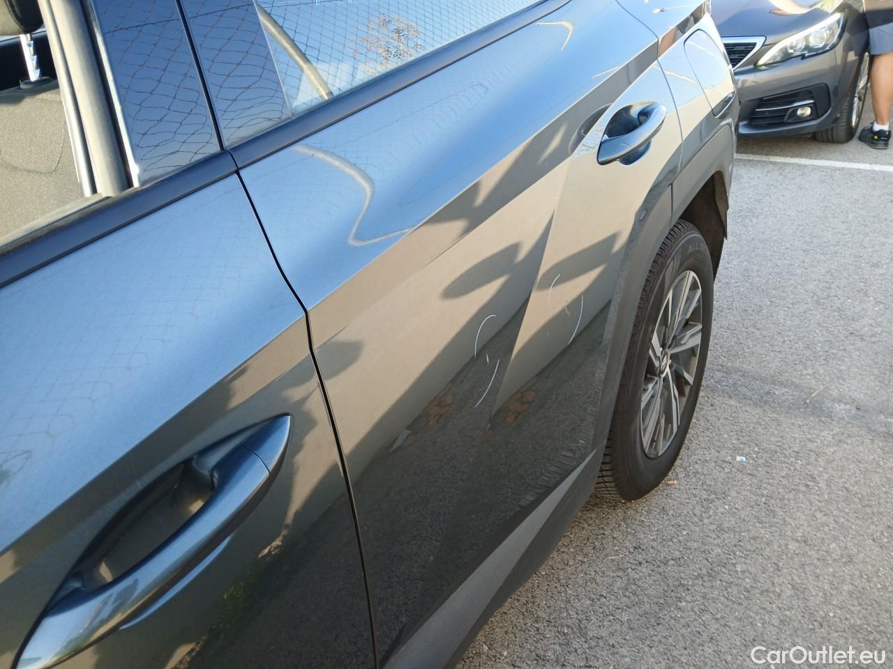  Land Rover  Discovery HYUNDAI Tucson / 2020 / 5P / todoterreno 1.6 CRDI 100kW (136CV) 48V Maxx DCT #9