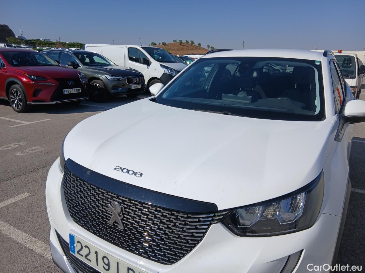  Peugeot  2008  Allure Pack 1.2 PureTech 130CV AT8 E6d #4