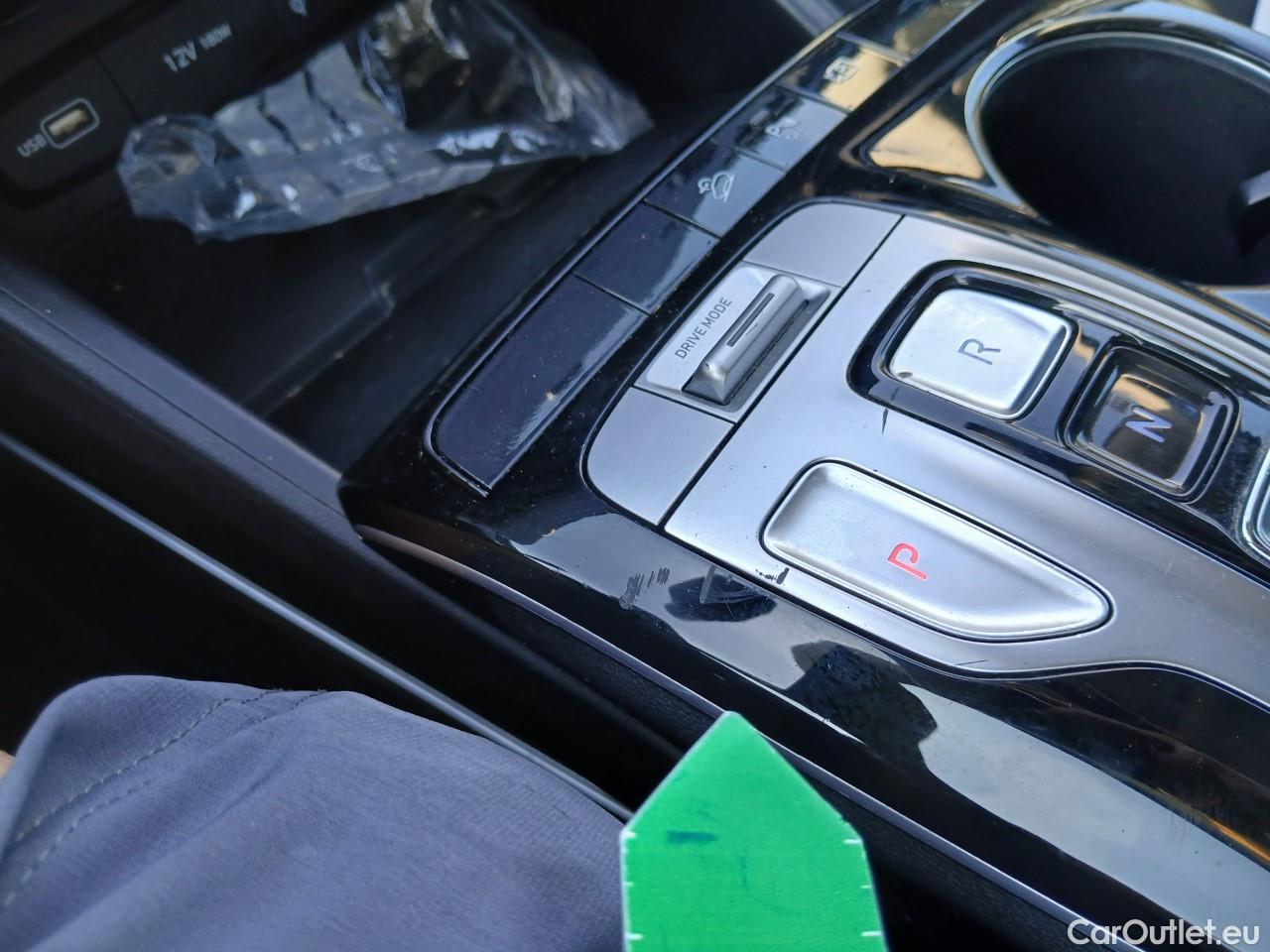  Land Rover  Discovery HYUNDAI Tucson / 2020 / 5P / todoterreno 1.6 TGDI 169kW (230CV) HEV Maxx Sky Auto #3