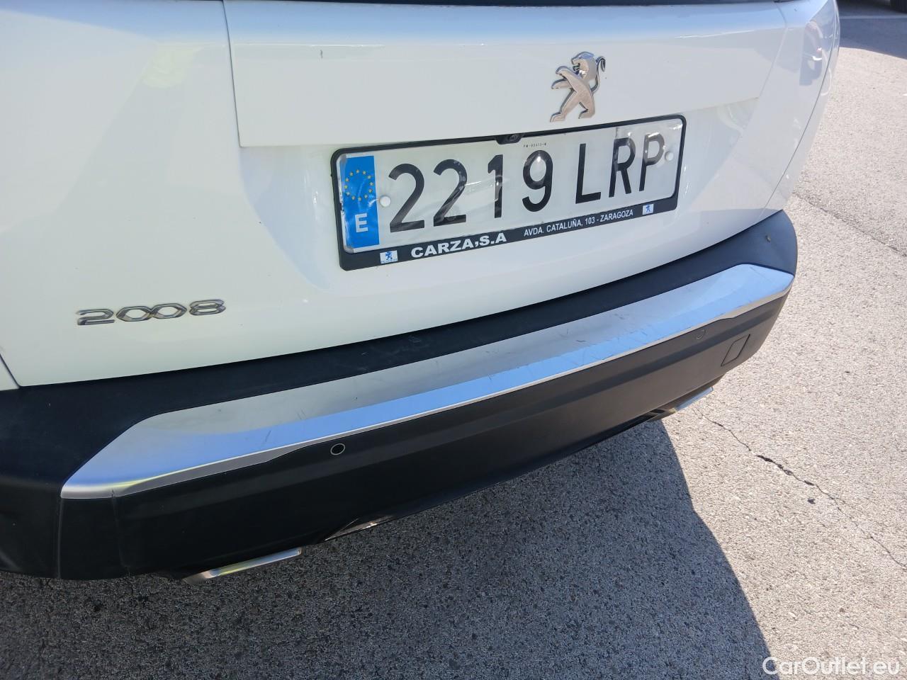  Peugeot  2008  Allure Pack 1.2 PureTech 130CV AT8 E6d #8