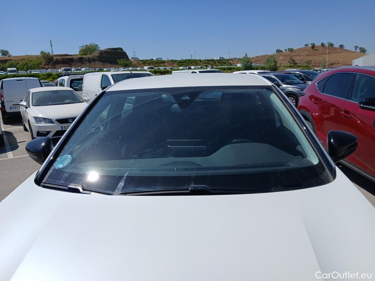  Peugeot  3008  Active Pack 1.5 HDi 130CV MT6 E6d #12