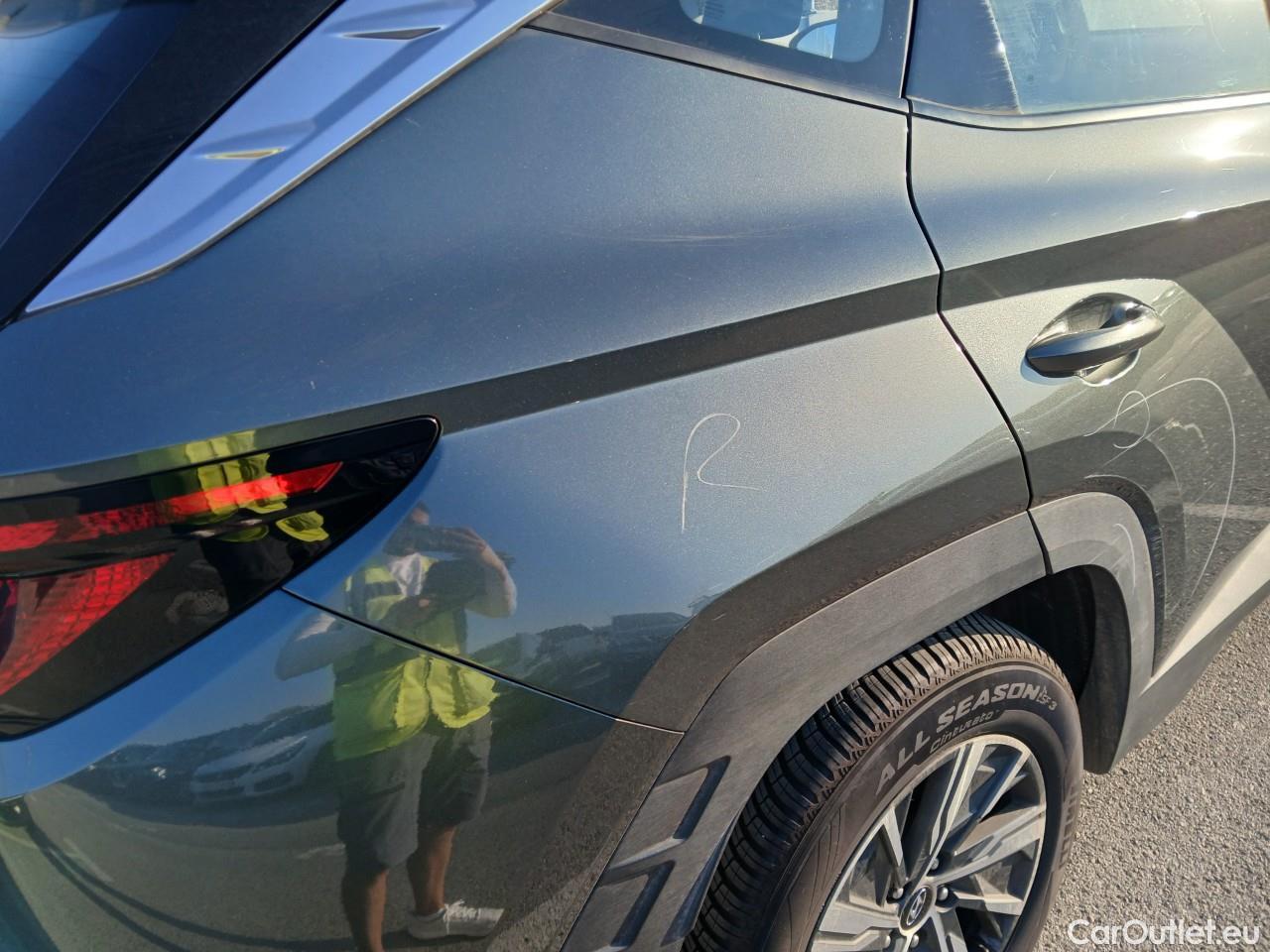  Land Rover  Discovery HYUNDAI Tucson / 2020 / 5P / todoterreno 1.6 CRDI 100kW (136CV) 48V Maxx DCT #23