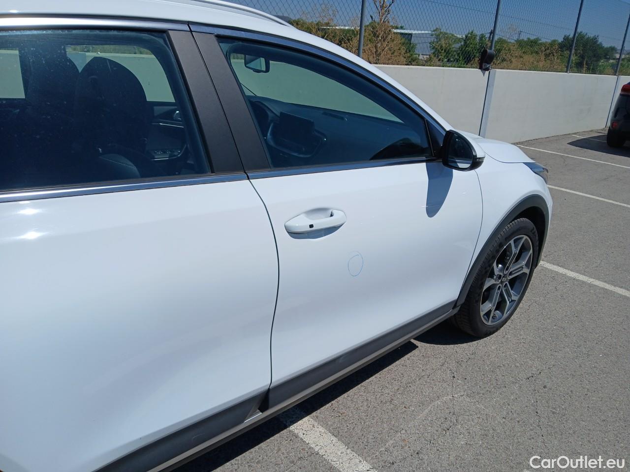  KIA  XCeed  eTech PHEV 1.6 105CV AT6 E6d #14