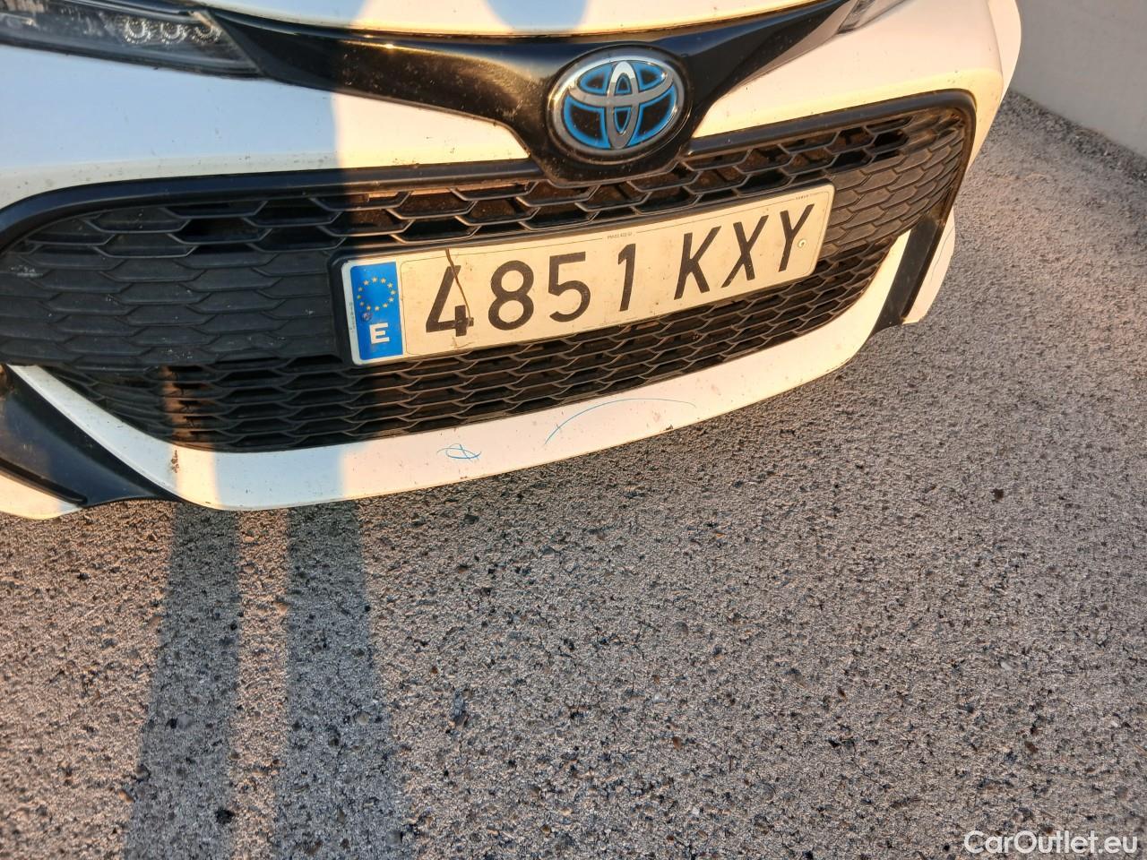  Toyota  Corolla TOYOTA  / 2019 / 5P / familiar 1.8 HYBRID BUSINESS E-CVT TOURING SPORT #20