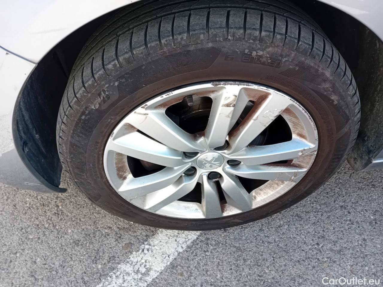  Peugeot  308  SW Active Pack 1.5 HDi 130CV MT6 E6d #13