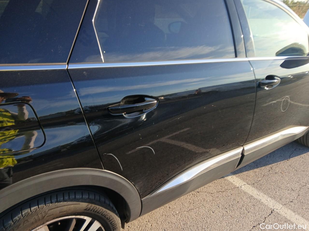  Peugeot  5008  GT Line 1.5 HDi #40