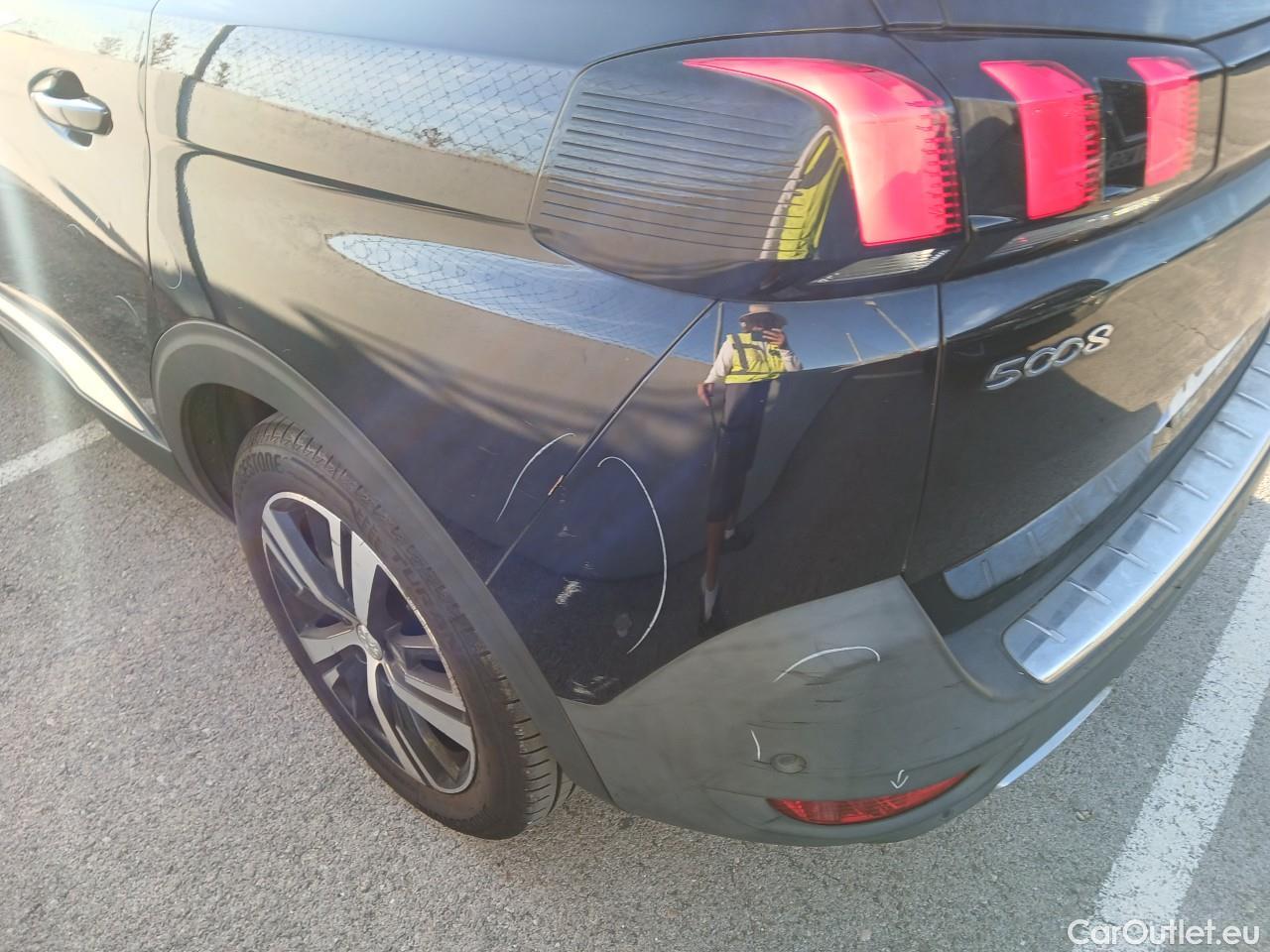  Peugeot  5008  GT Line 1.5 HDi #32