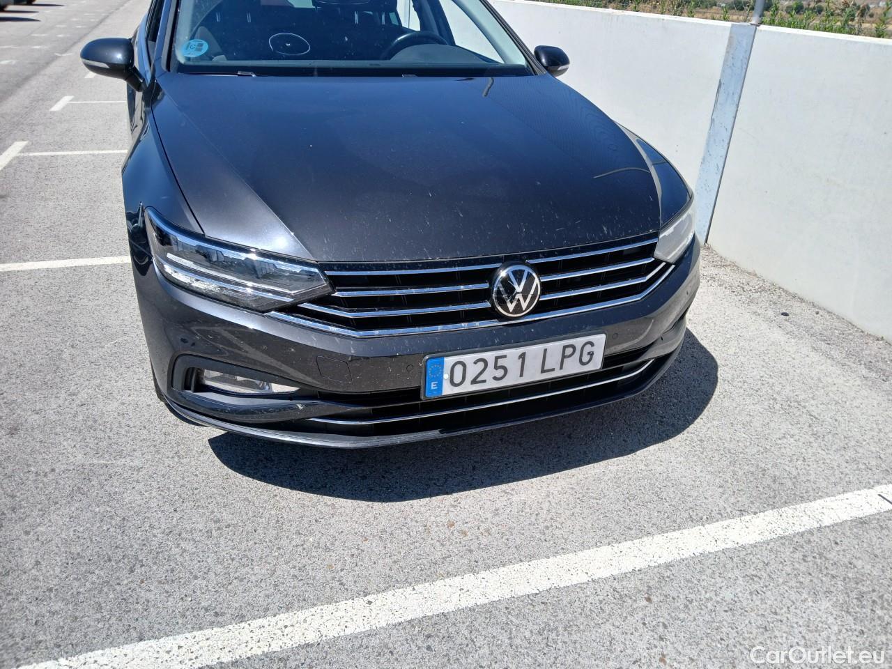 Volkswagen  Passat  Variant Business 2.0 TDI 150CV AT7 E6dT #6