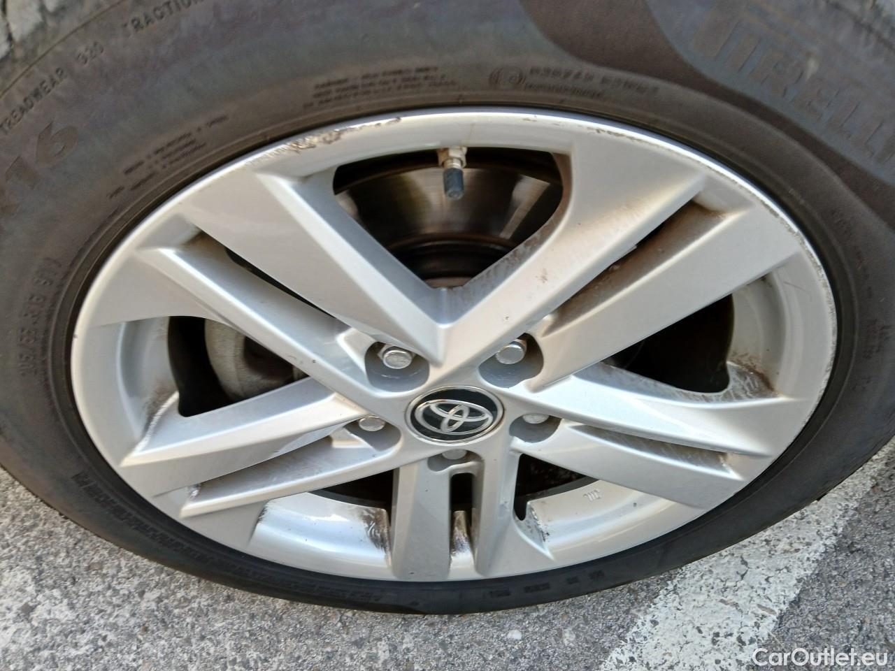  Toyota  Corolla TOYOTA  1.8 125H ACTIVE TECH E-CVT #11