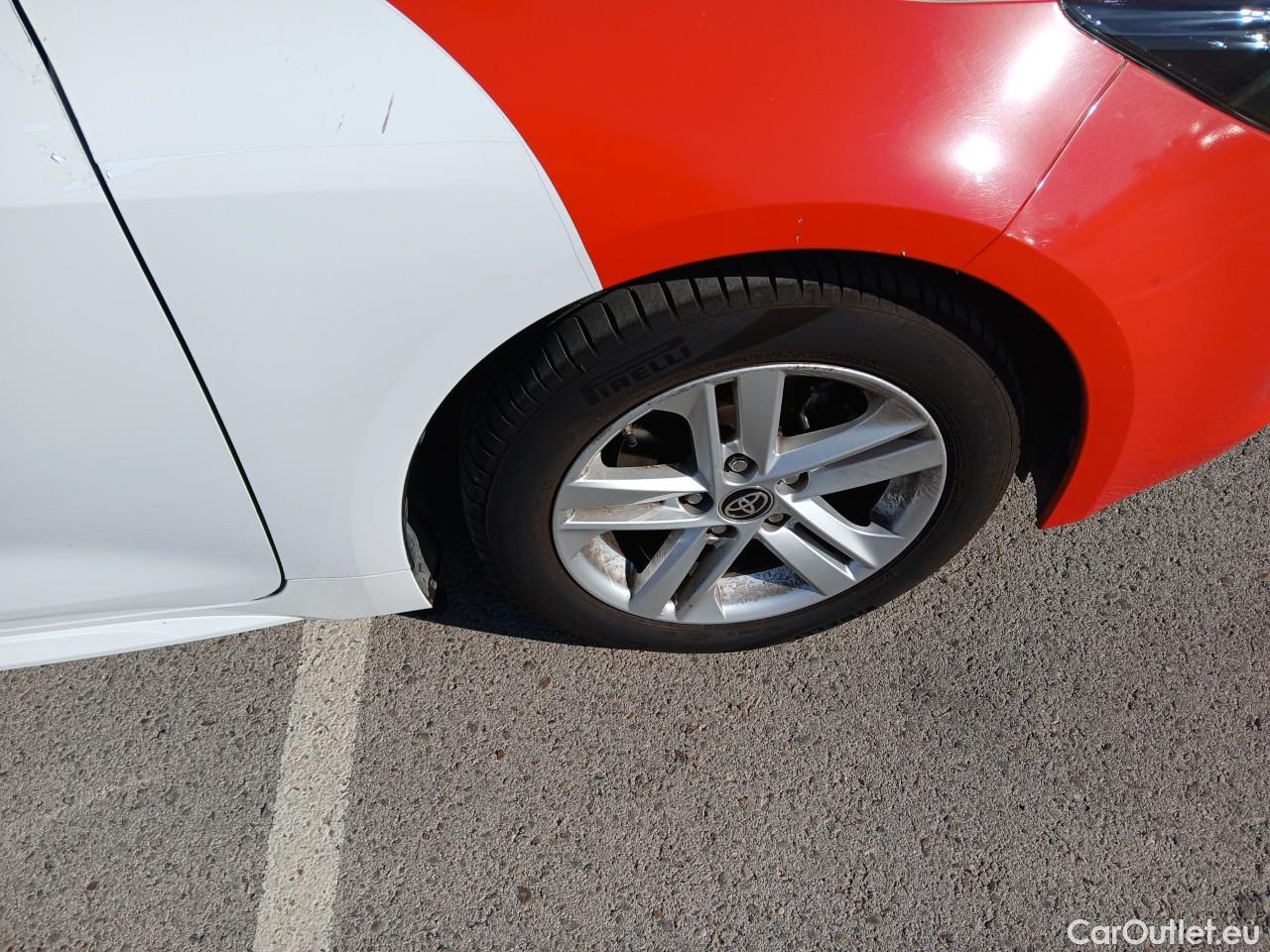  Toyota  Corolla TOYOTA  1.8 125H ACTIVE TECH E-CVT #8