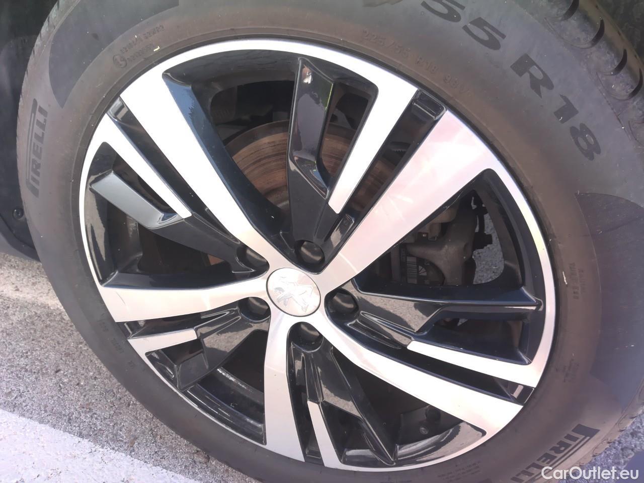  Peugeot  3008  Allure 1.5 HDi 130CV MT6 E6dT #15