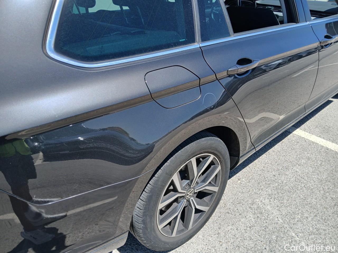  Volkswagen  Passat  Variant Business 2.0 TDI 150CV AT7 E6dT #16