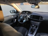  Peugeot  308 PEUGEOT  / 2017 / 5P / familiar SW Allure PureTech 130 S&S #3