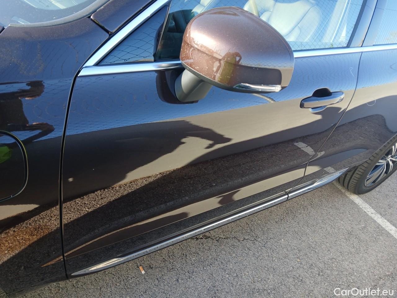  Volvo  XC60 VOLVO  / 2017 / 5P / todoterreno 2.0 T6 AWD Recharge Inscription Auto #18