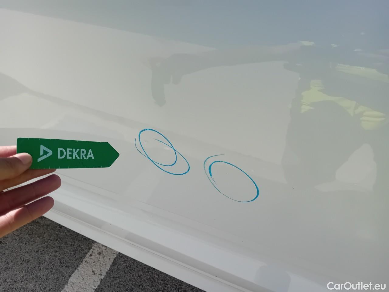  Volvo  XC60 VOLVO  / 2017 / 5P / todoterreno 2.0 T6 AWD Recharge R-Design Auto #12