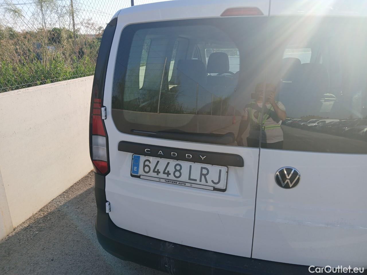  Land Rover  Discovery VOLKSWAGEN Caddy Kombi 2.0 TDI 75kW (102CV) (CX) #26
