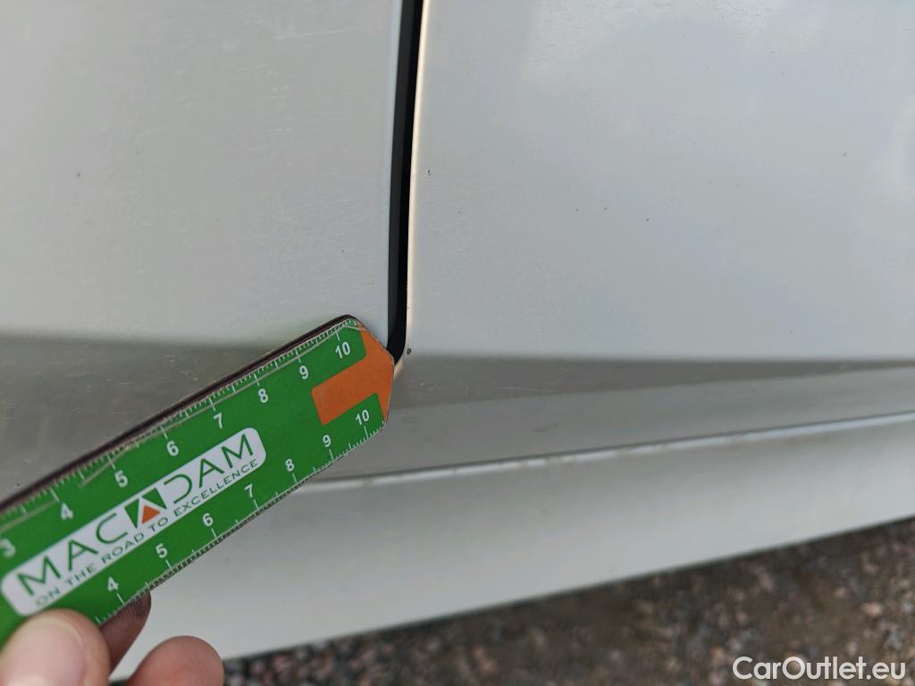  Bmw  Serie 3  Berlina 318d 2.0 150CV AT8 E6d #54
