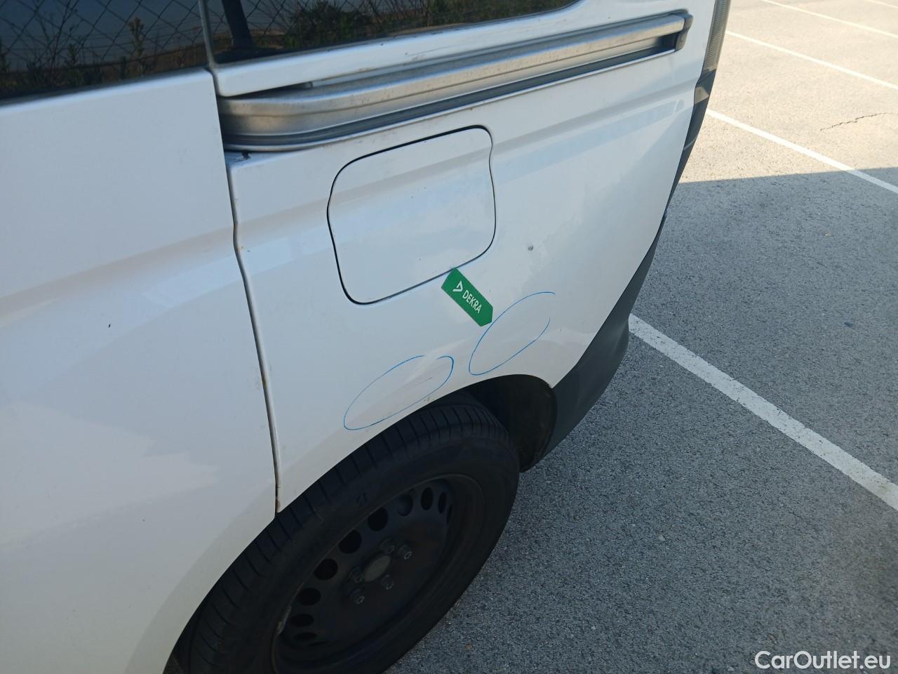 Land Rover  Discovery VOLKSWAGEN Caddy Kombi 2.0 TDI 75kW (102CV) (CX) #19