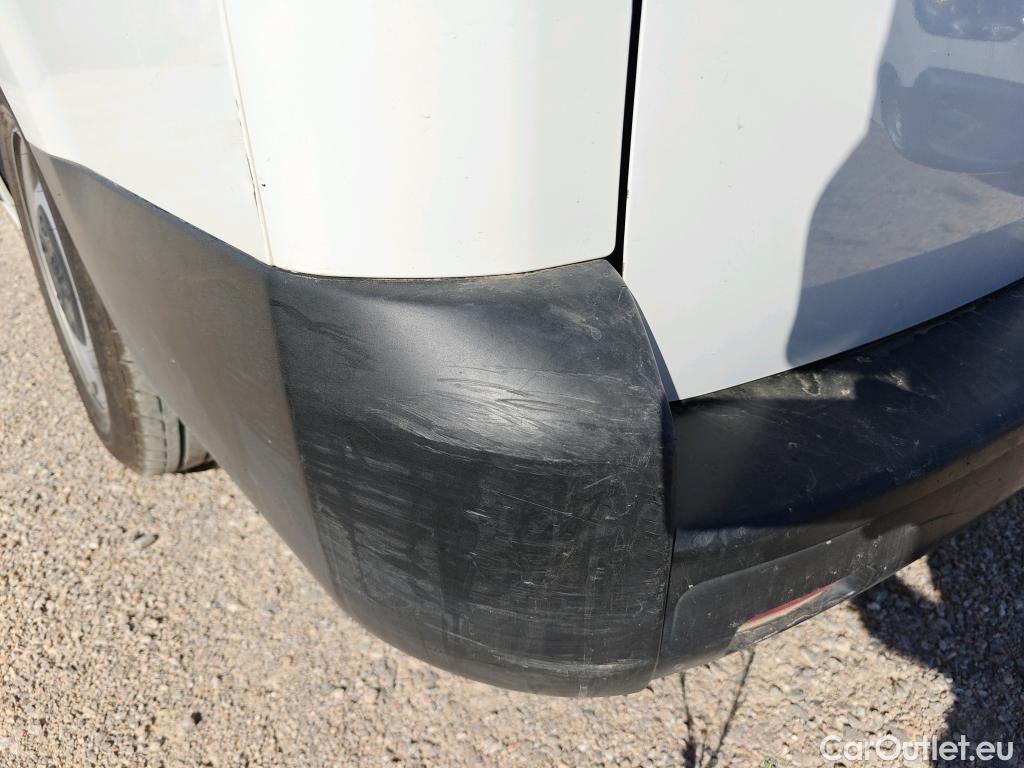  Opel  Vivaro OPEL  / 2019 / 4P / combi 1.5 Diésel 88kW (120CV) L Std Express #51