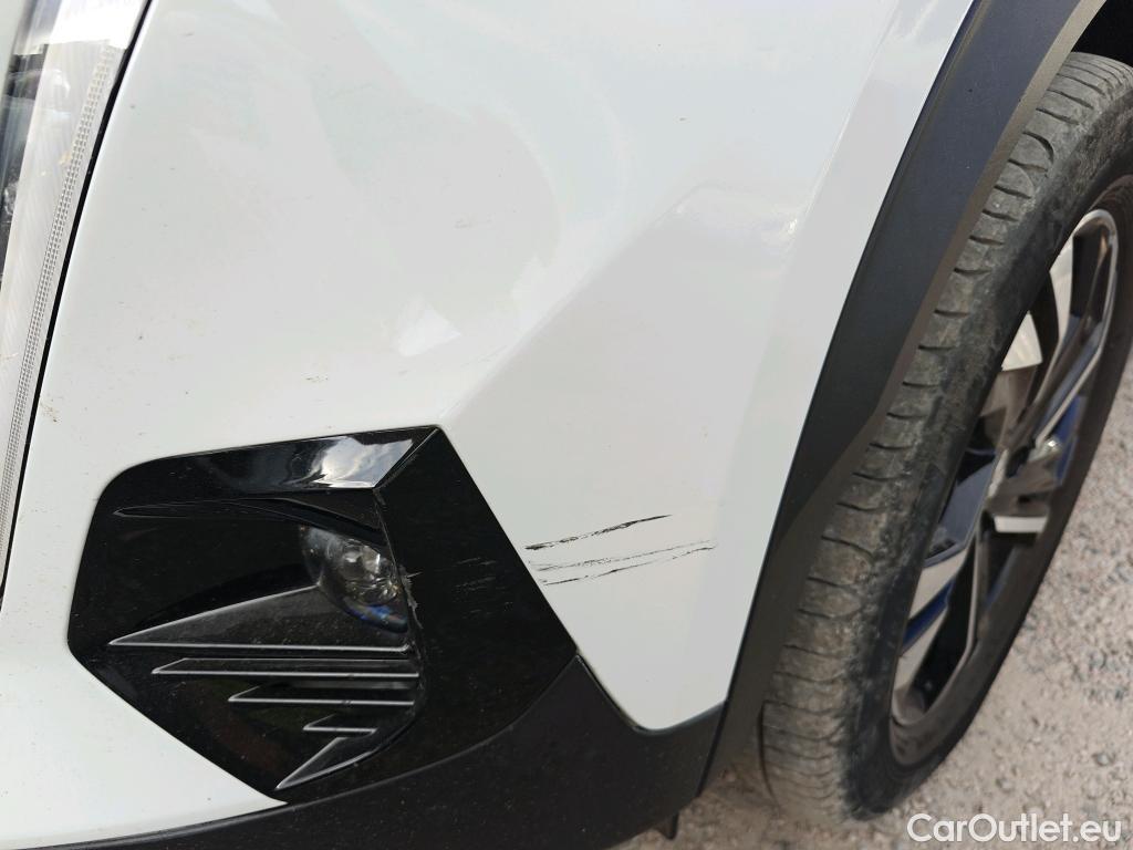  Peugeot  2008  Allure Pack 1.5 HDi 130CV AT8 E6d #47