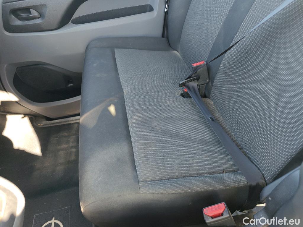  Opel  Vivaro OPEL  / 2019 / 4P / combi 1.5 Diésel 88kW (120CV) L Std Express #46